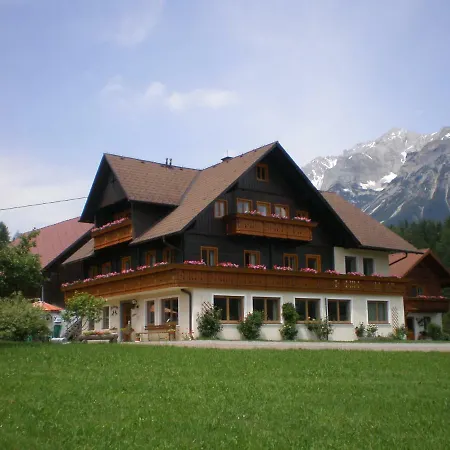 Pensjonat Trillerhof *